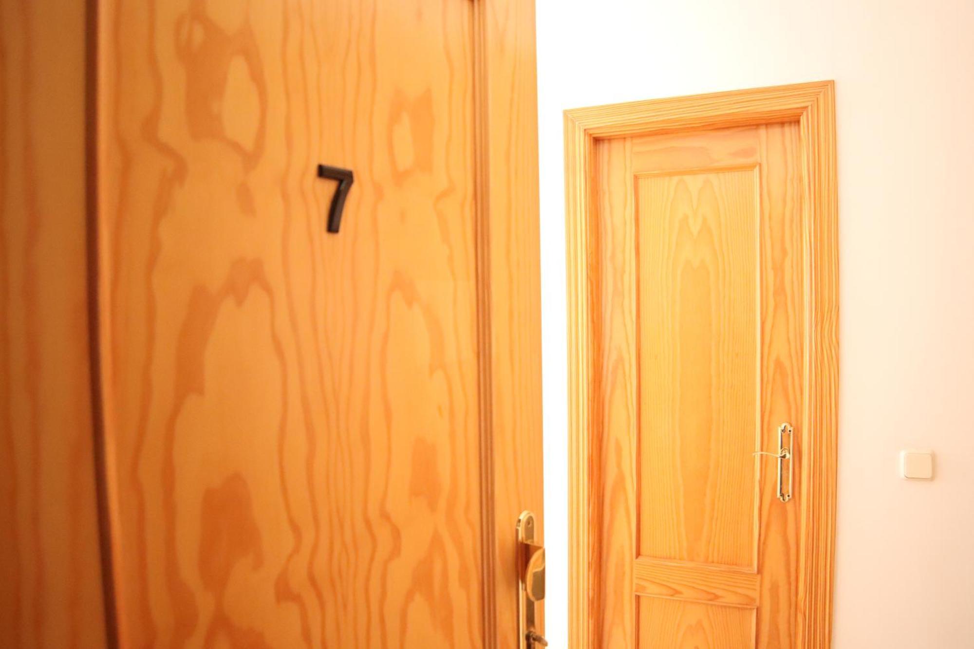 Hostal-Casa Rural Rosa-Nonna シグエンサ 部屋 写真