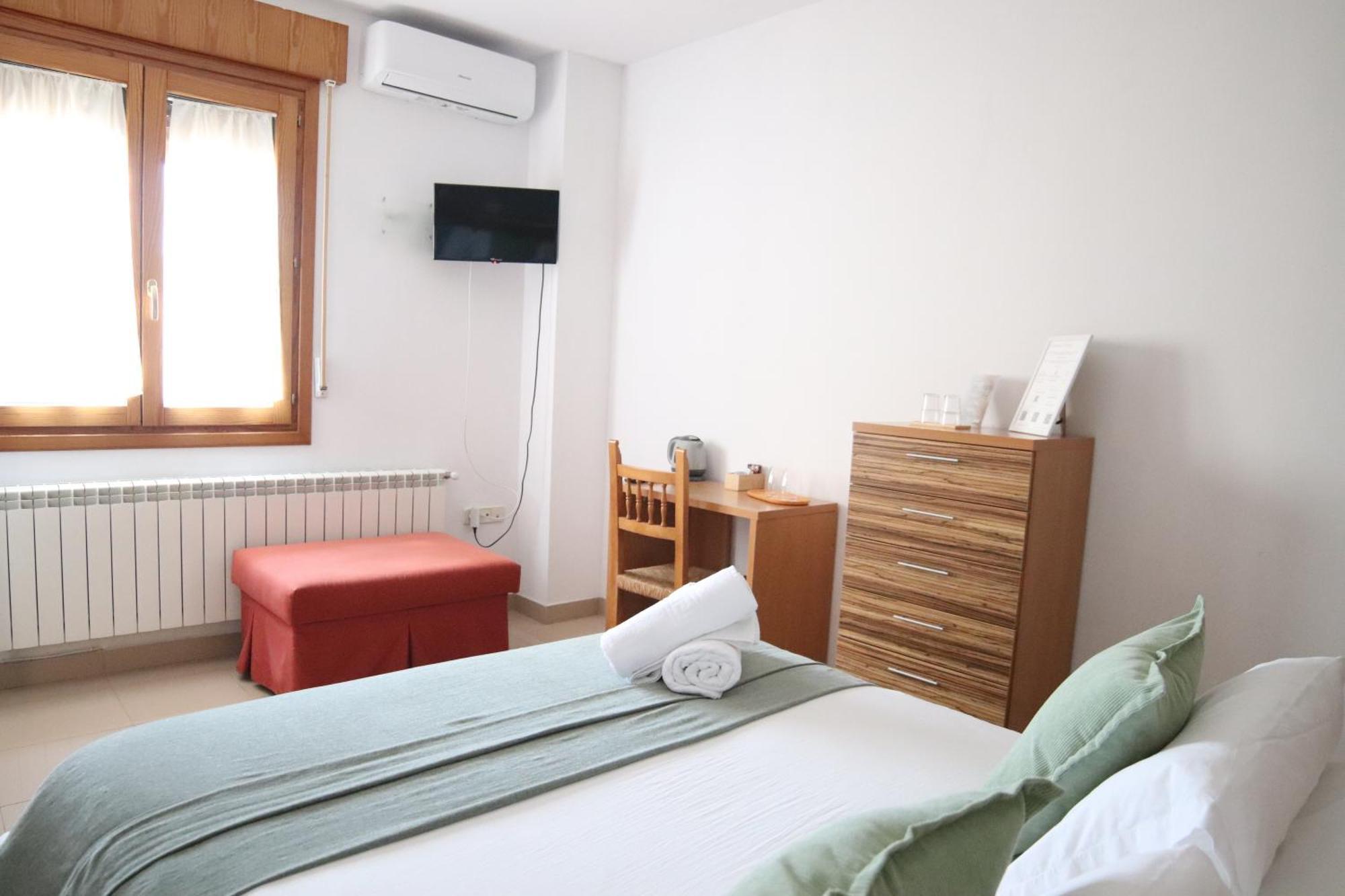 Hostal-Casa Rural Rosa-Nonna シグエンサ エクステリア 写真